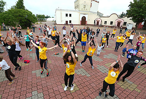 Лёгкаатлетычны забег для людзей з вяснушкамі ў Мінску