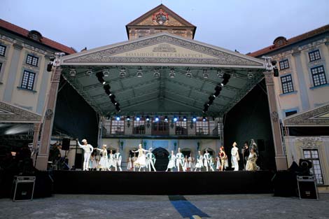 Bolshoi Theater performs in Nesvizh