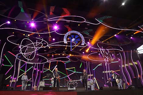 Emir Kusturica & the No Smoking Orchestra