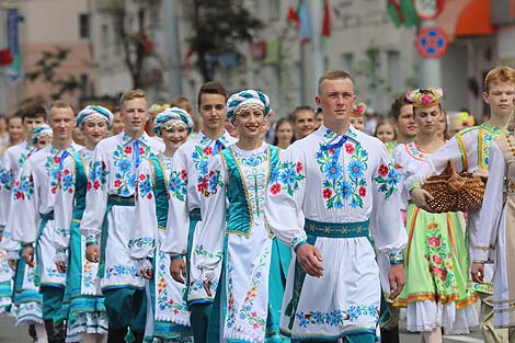 Youth Art Parade at Slavianski Bazaar in Vitebsk 