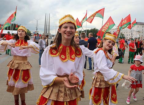 Youth Day at the Slavianski Bazaar 