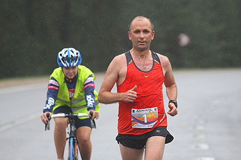 Постоянный участник марафона – начальник управления спорта и туризма Гродненского облисполкома Олег Андрейчик