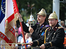 165-летие пожарной службы Беларуси: парады спасательной техники и захватывающие шоу в честь юбилея