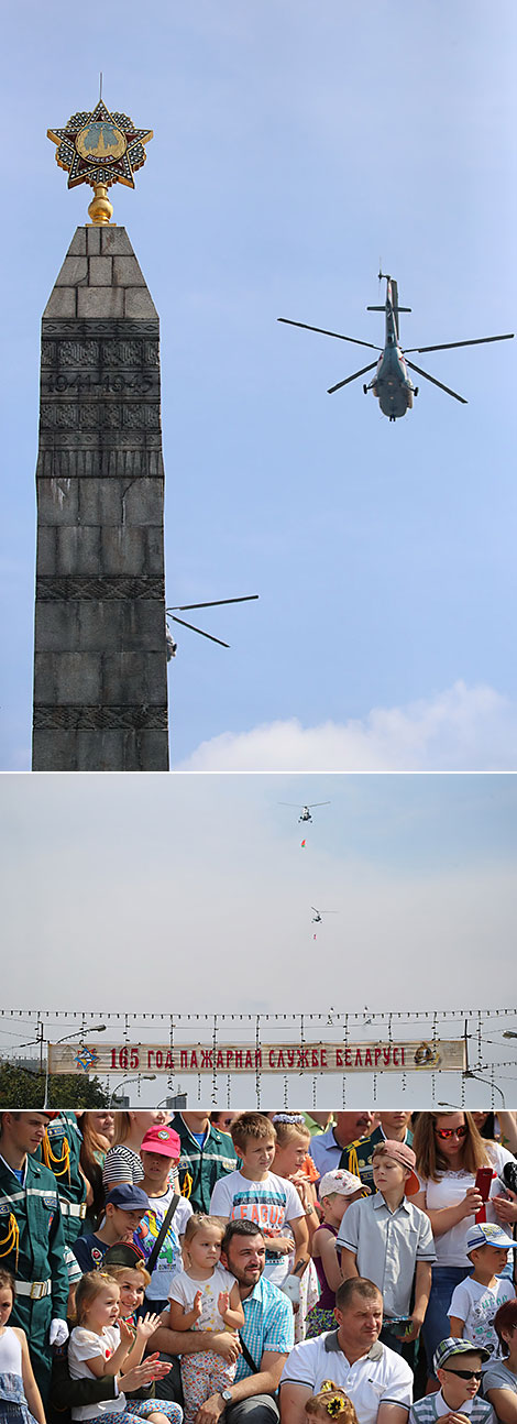 Авиашоу в небе над Минском