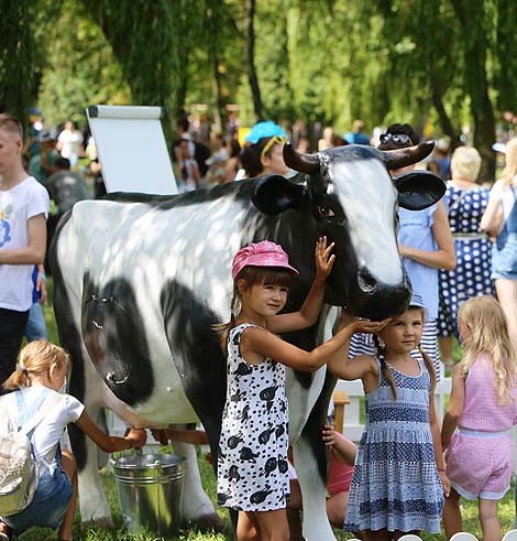 Oblaka Moloka (Milky Clouds) festival 