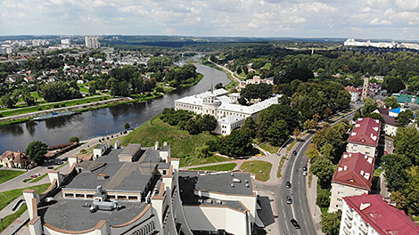 Старый и Новый замки 