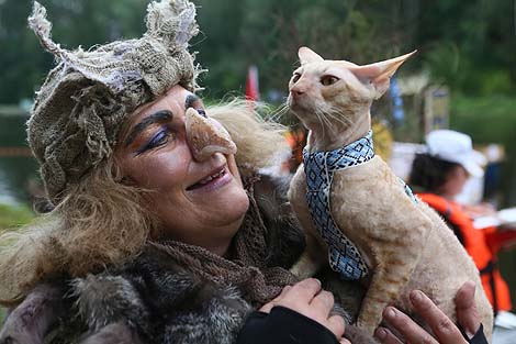 Tamara Kozlovskaya from Voronovo acting as the fairy-tale character Baba Yaga