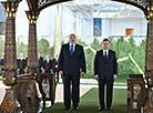 Alexander Lukashenko and Shavkat Mirziyoyev during the ceremony of official welcome