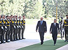 Alexander Lukashenko and Shavkat Mirziyoyev during the ceremony of official welcome