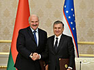 Alexander Lukashenko and Shavkat Mirziyoyev sign a joint statement