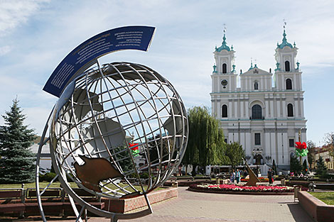 Grodno marks 890th anniversary: international bike ride, cheese festival and ‘power’ record for the native town