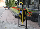 Friendly ‘residents’: ‘gentlemen’ trash cans say thanks for clean streets
