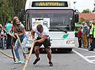 Alexander Kodis from Grodno pulled a 12-tonne trolleybus with passengers on it