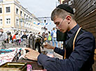 Street tailor