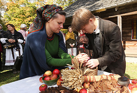 Harvest festival in Vyazynka