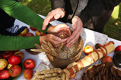Harvest festival in Vyazynka
