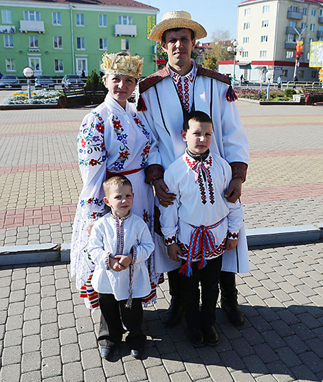 Семья Павла и Екатерины Шутило (Минская область)