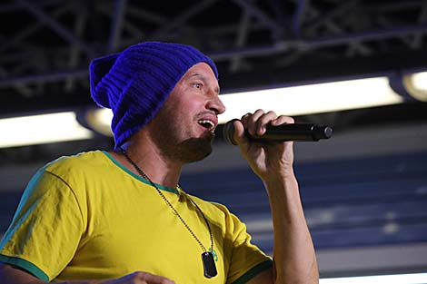 Vitaly Artist, lead singer of the Bez Bileta band