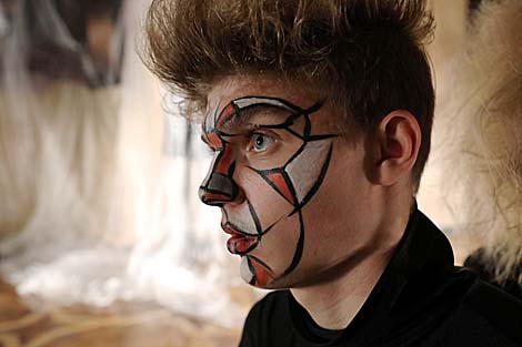 Перформанс молодёжного театра 