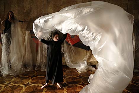 Перформанс молодёжного театра 