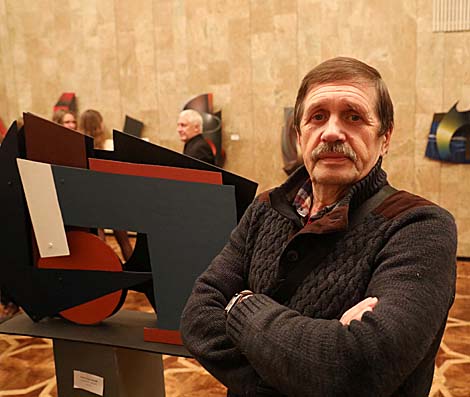 Член Белорусского союза художников, основатель творческого объединения 