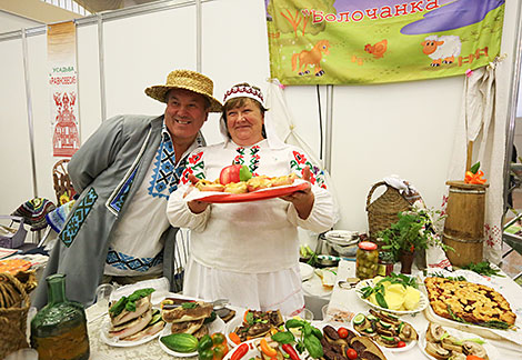 白罗斯传统菜在“旅游2018 ”国际展览会展出