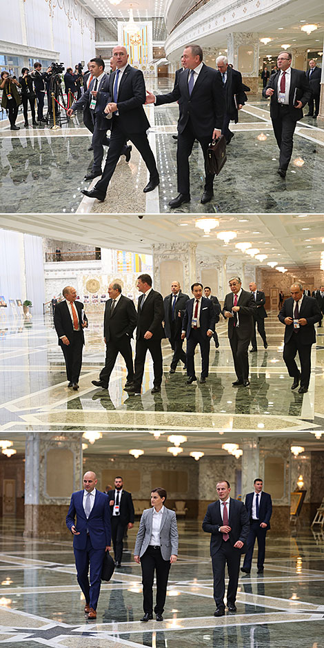 Participants of the meeting in the Palace of Independence 