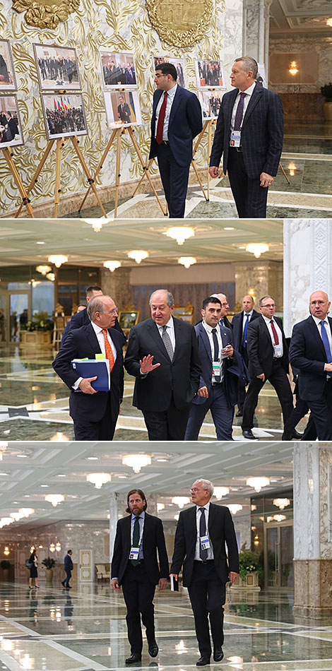Participants of the meeting in the Palace of Independence 