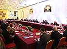 Дискуссионная сессия "Контроль над вооружениями и укрепление доверия" 
