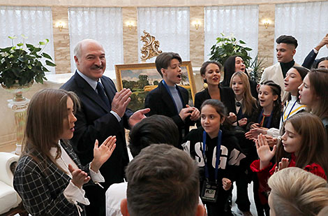 Participants of the Junior Eurovision 2018 sing the song LightUp!