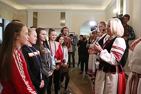 Junior Eurovision participants visit Yanka Kupala Museum