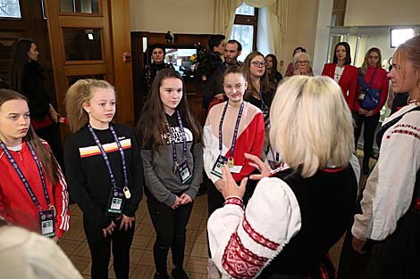 Junior Eurovision participants visit Yanka Kupala Museum