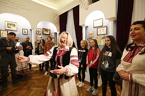 Junior Eurovision participants visit Yanka Kupala Museum