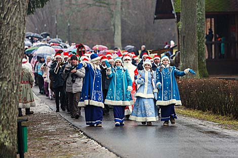 Parade of Father Frosts and Snow Maidens at the residence of the Belarusian Father Frost in Belovezhskaya Pushcha