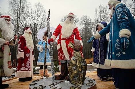 Цырымонія адкрыцця памятнага знака Новаму году