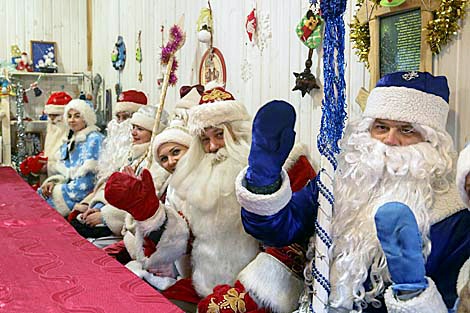 Press conference of Father Frosts in Belovezhskaya Pushcha