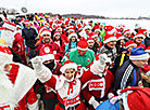 Забег Санта-Клаусов впервые прошёл в Минске
