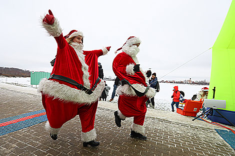 Первый забег Санта-Клаусов Santa Run в Минске