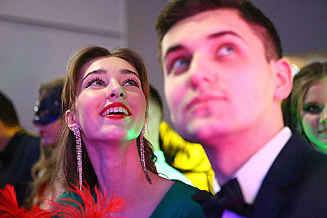 Новогодний бал в Национальной школе красоты