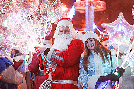 Parade of Father Frosts and Snow Maidens in Minsk