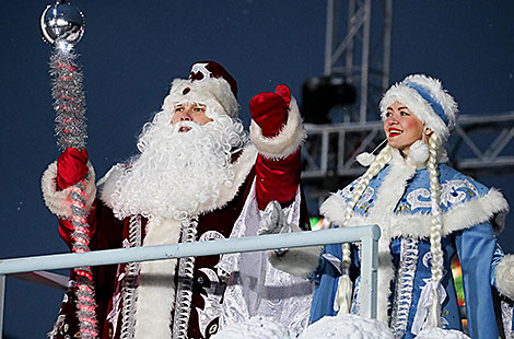 Parade of Father Frosts and Snow Maidens in Minsk