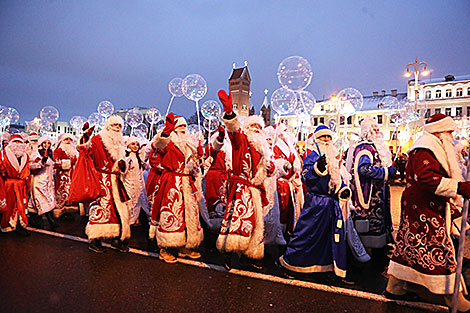 Parade of Father Frosts and Snow Maidens in Minsk