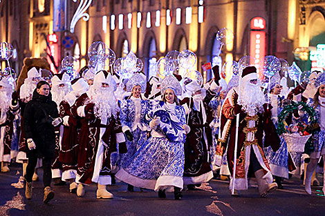 Parade of Father Frosts and Snow Maidens in Minsk
