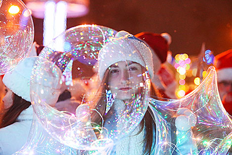 Parade of Father Frosts and Snow Maidens in Minsk