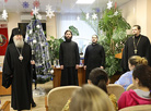 Archbishop of Vitebsk and Orsha Dimitry wishes Merry Christmas to babies and their mothers in a maternity hospital