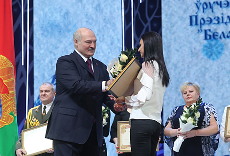 Александр Лукашенко и Ольга Мазуренок