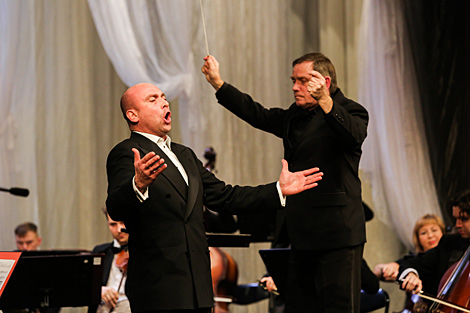 Артист итальянского оперного театра La Scala Альдо Капуто и дирижер Александр Сосновский