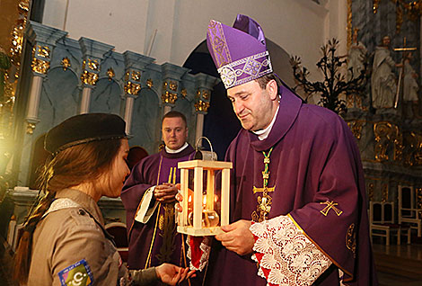 Віфлеемскі агонь даставілі ў Гродна