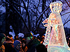 Выставка ледовых и снежных скульптур открылась в Ботаническом саду НАН Беларуси