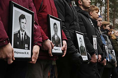 Митинг-реквием памяти погибших солдат в Афганистане в Бресте